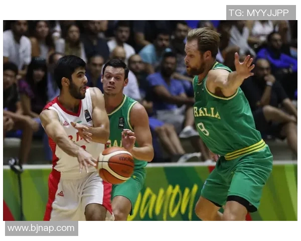 伊朗男篮与韩国激战正酣比分揭晓引发球迷热议 伊朗男篮与韩国激战正酣比分揭晓引发球迷热议