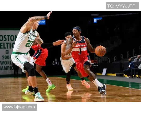 猛龙对阵雄鹿精彩直播地址分享及赛事前瞻分析 猛龙对阵雄鹿精彩直播地址分享及赛事前瞻分析