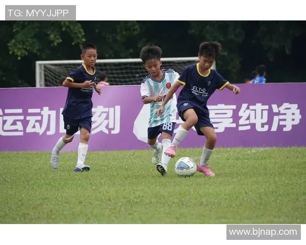 中国足金盛宴开启全民足球热潮助力青少年成长与发展