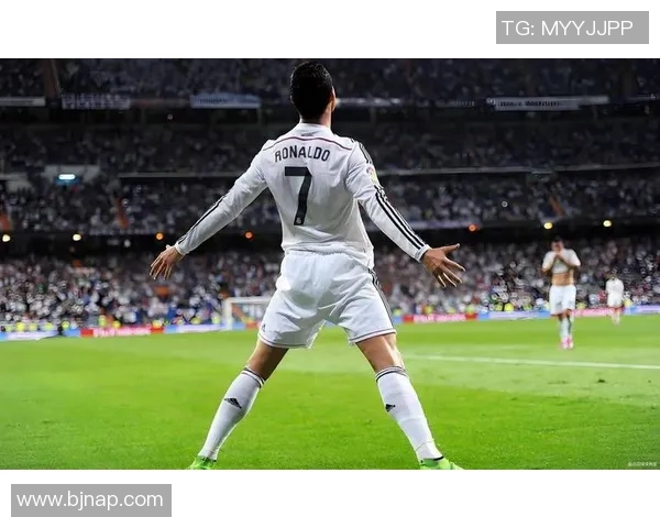 哪个足球明星在比赛中展现出惊人的跳跃能力和高度呢